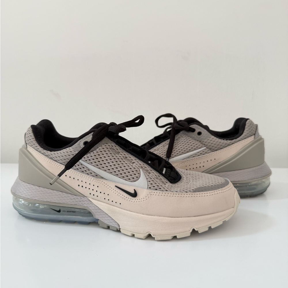 Nike Air Max Pulse Cobblestone
Mens US 6 Casual Shoes Sneakers